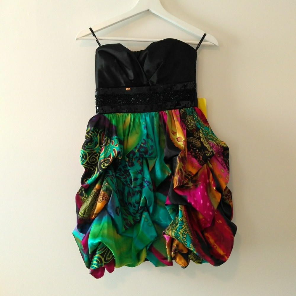 Speechless strapless dress.